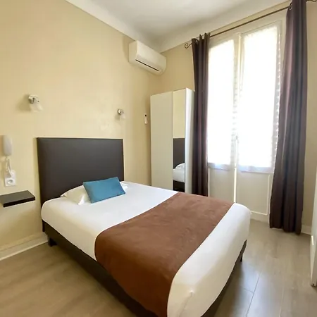 Eden - La Baigneuse Otel 3*