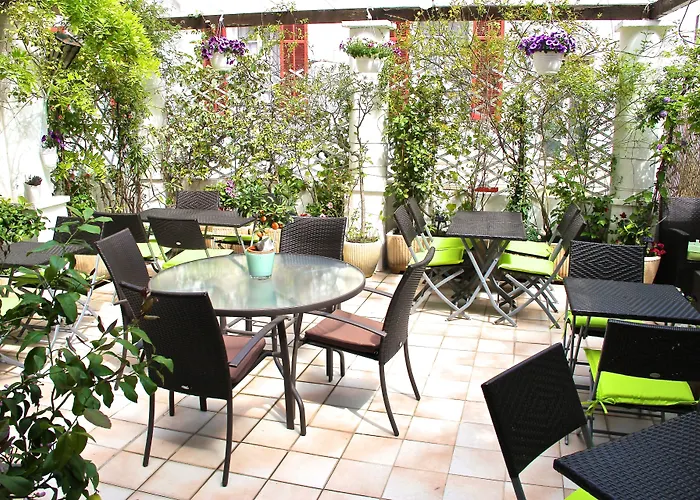 Eden - La Baigneuse Otel 3*